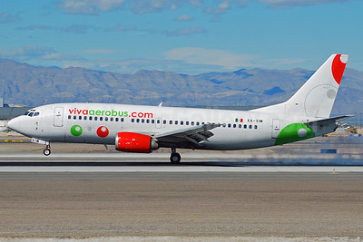 Vivaaerobus_com_737-300_XA-VIM__06__Ldg__LAS__EMY__46_-S.jpg